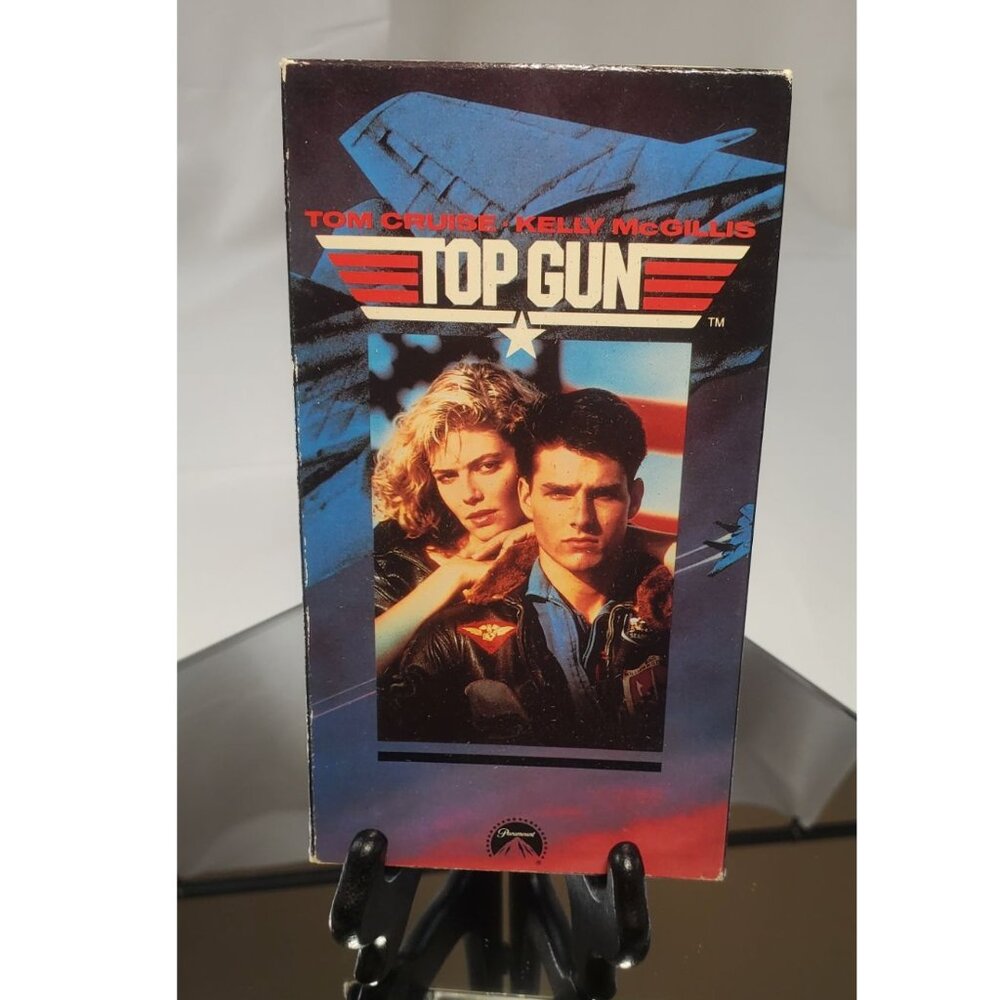 TOP GUN Tom Cruise Kelly McGillis VHS Tape Paramount Action